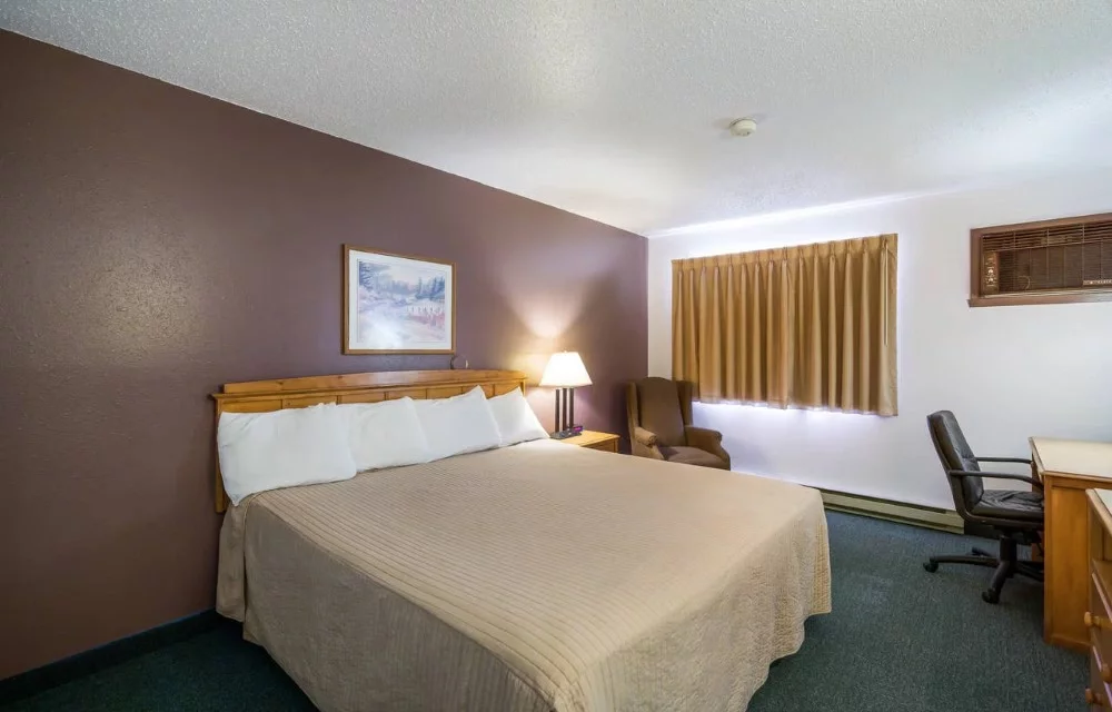 The Roosevelt Hotel & RV Park